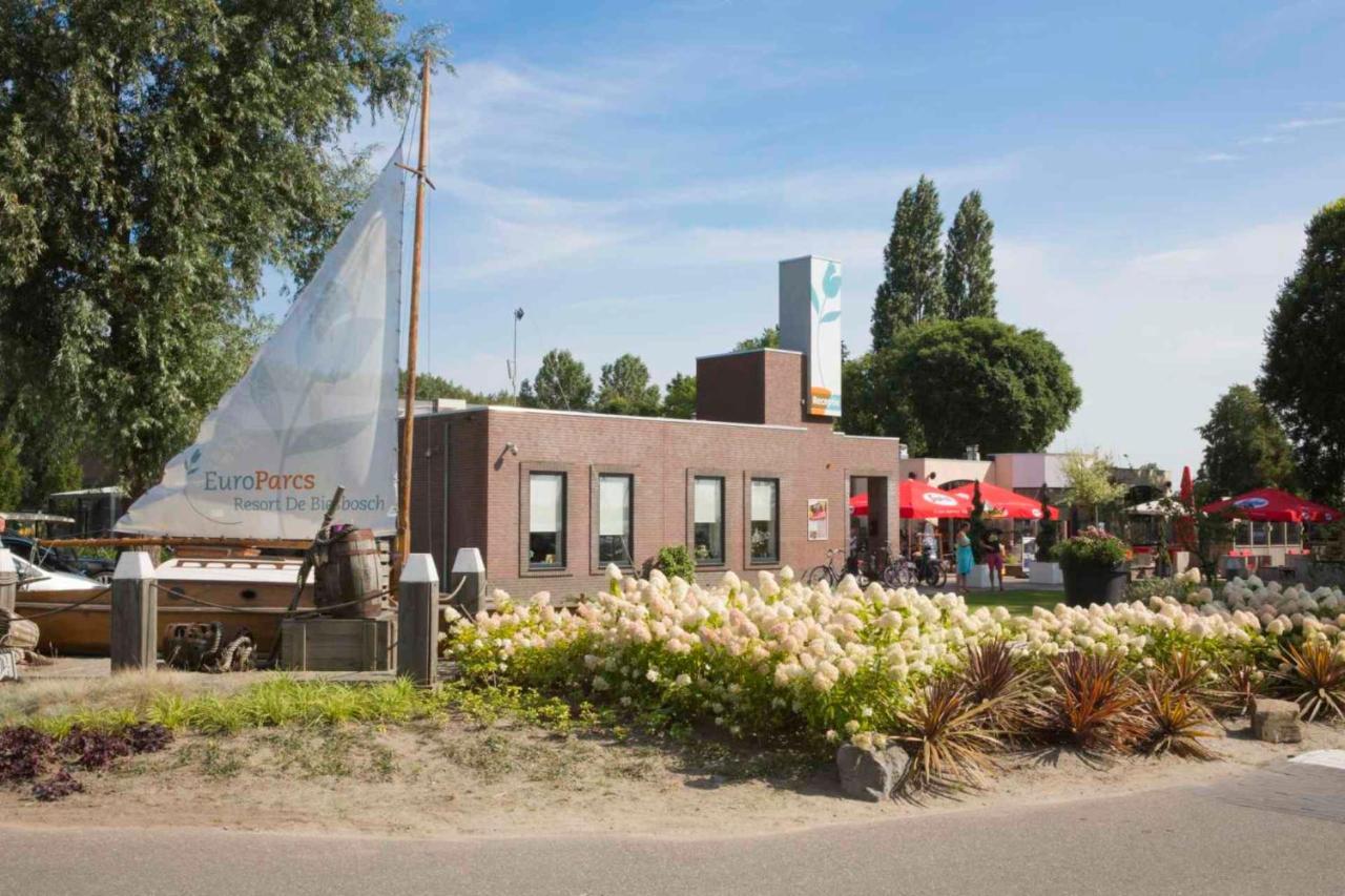 Europarcs De Biesbosch Willemsdorp Exterior foto