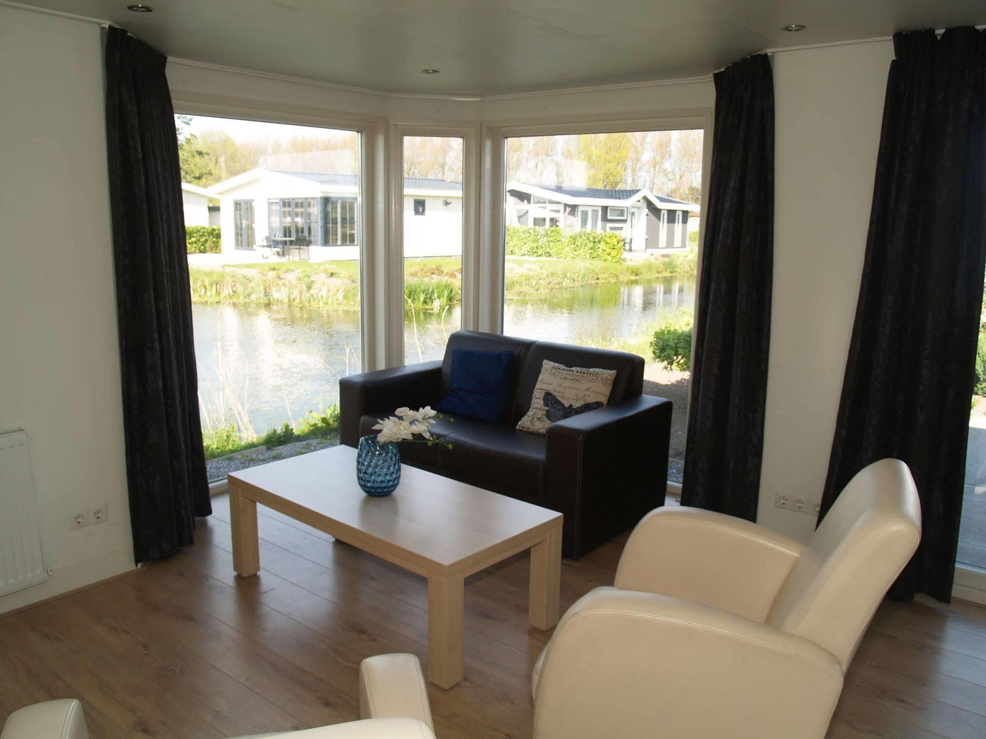 Europarcs De Biesbosch Willemsdorp Exterior foto